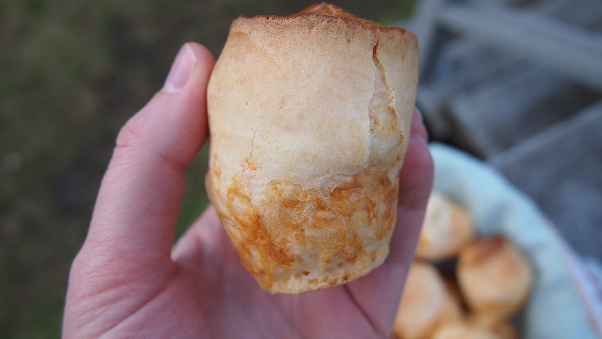 Brazilian Cheesy Muffs